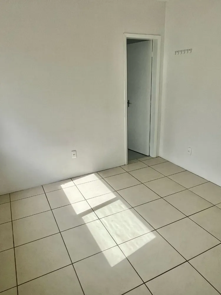 Apartamento, 1 quarto, 27 m² - Foto 2