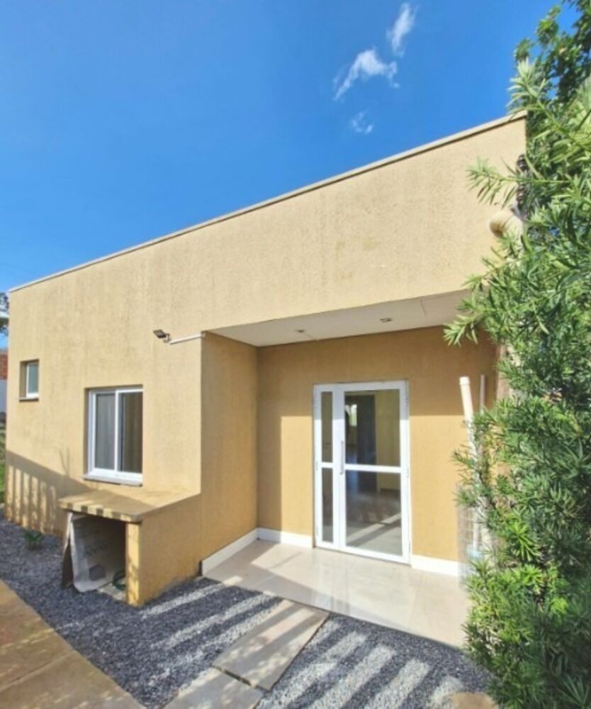 Casa de Condomínio à venda com 3 quartos, 100m² - Foto 1