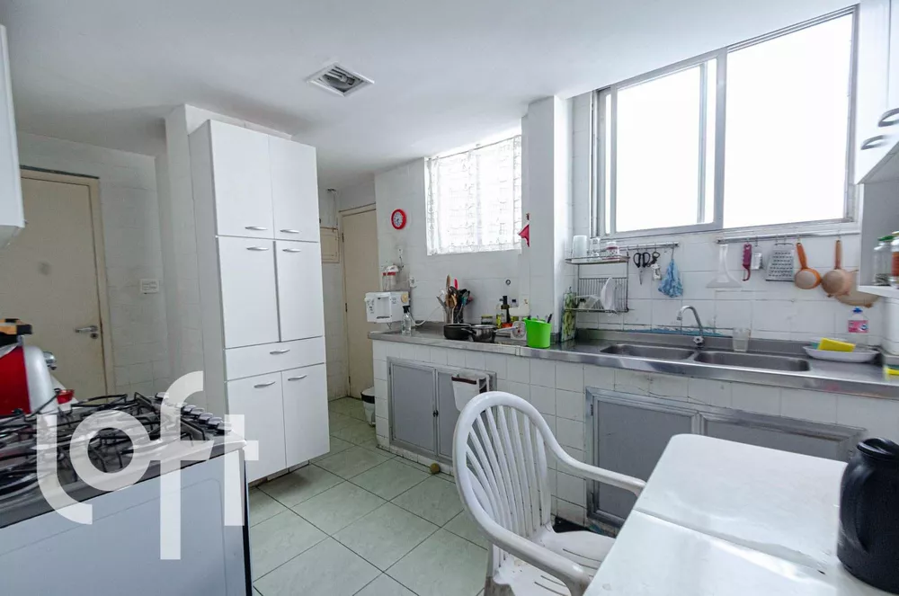 Apartamento à venda com 6 quartos, 77m² - Foto 10