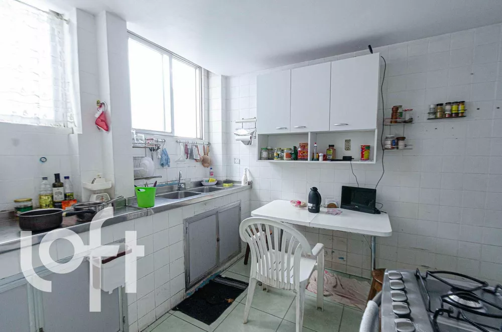 Apartamento à venda com 6 quartos, 77m² - Foto 9