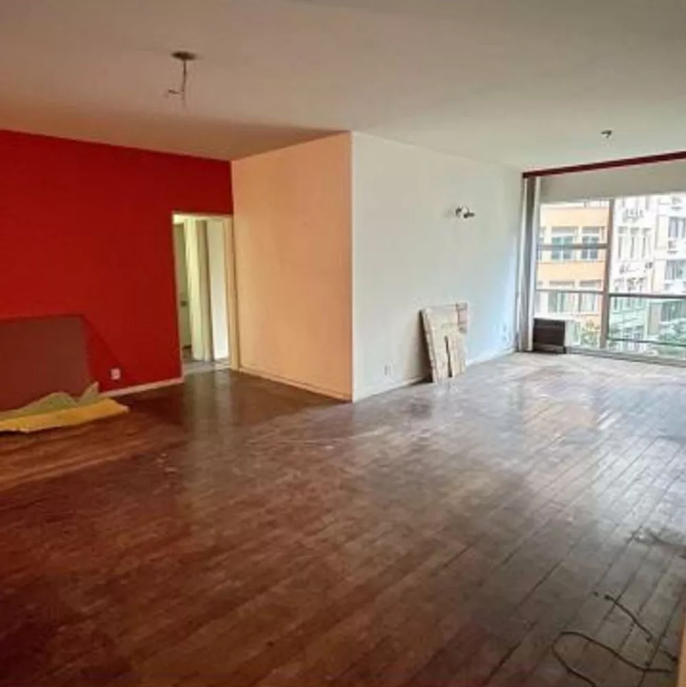 Apartamento à venda com 2 quartos, 100m² - Foto 1