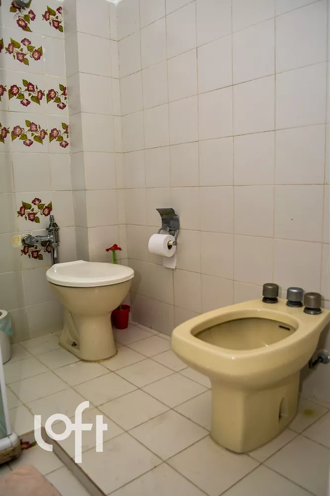 Apartamento à venda com 3 quartos, 175m² - Foto 3