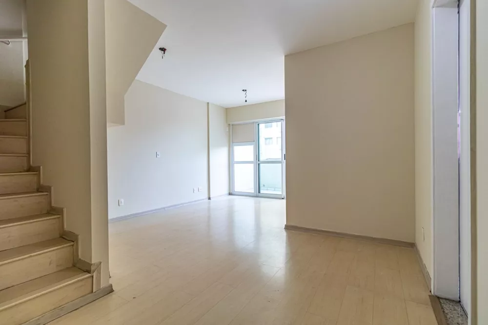 Apartamento à venda com 2 quartos, 94m² - Foto 1