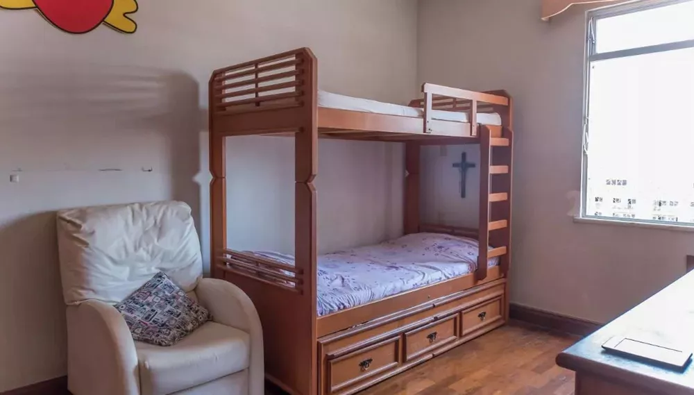 Apartamento à venda com 4 quartos, 140m² - Foto 47