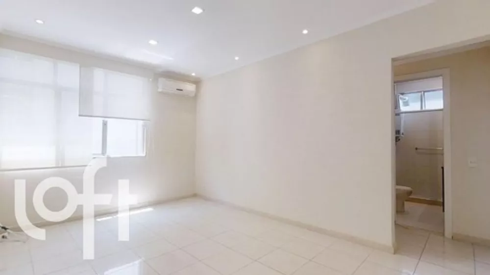 Apartamento à venda com 2 quartos, 70m² - Foto 1