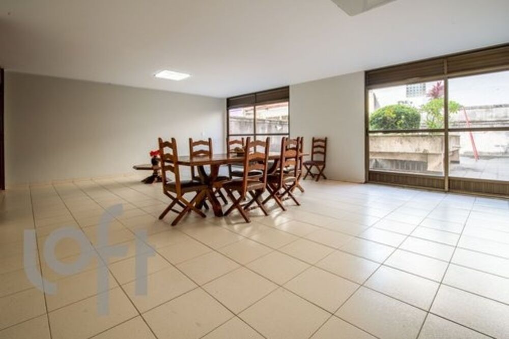 Apartamento à venda com 3 quartos, 200m² - Foto 13