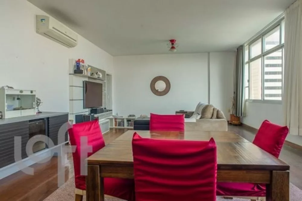 Apartamento à venda com 3 quartos, 127m² - Foto 1