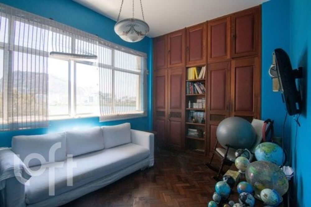 Apartamento à venda com 4 quartos, 203m² - Foto 4