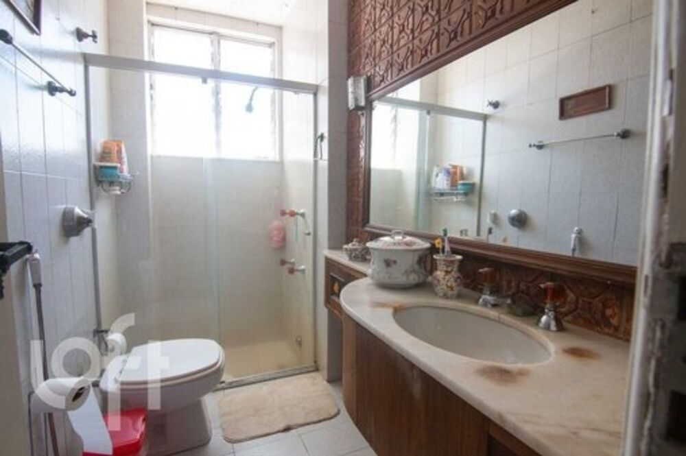 Apartamento à venda com 4 quartos, 203m² - Foto 1