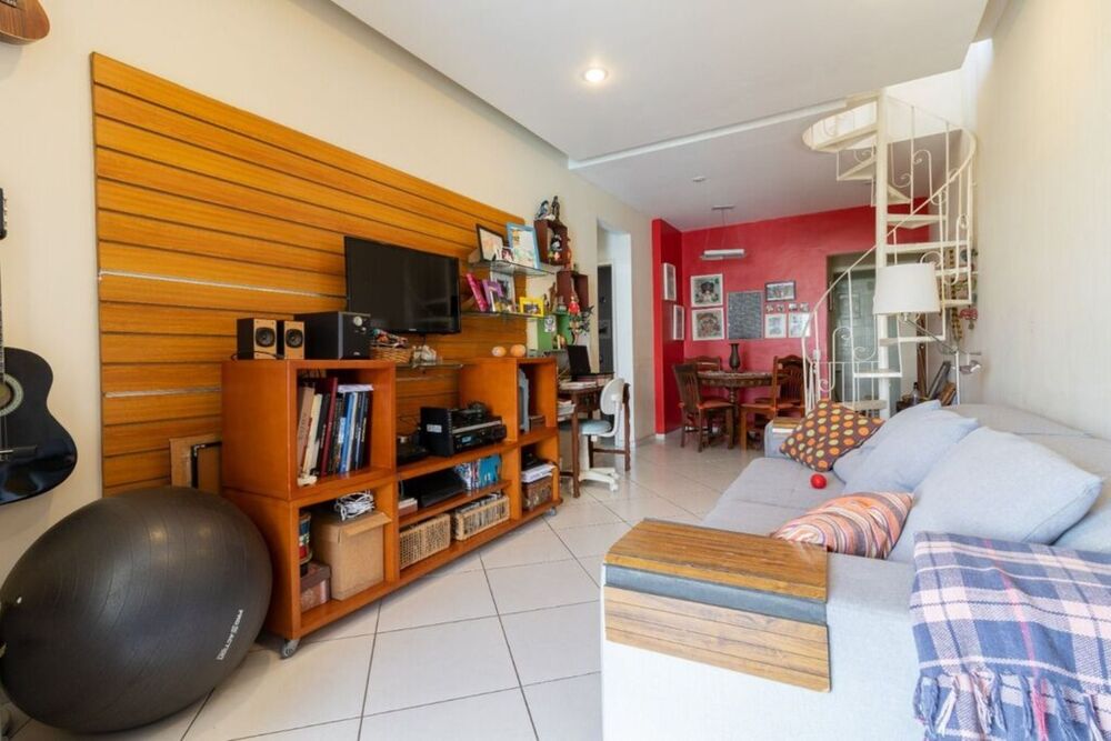 Cobertura à venda com 3 quartos, 186m² - Foto 1
