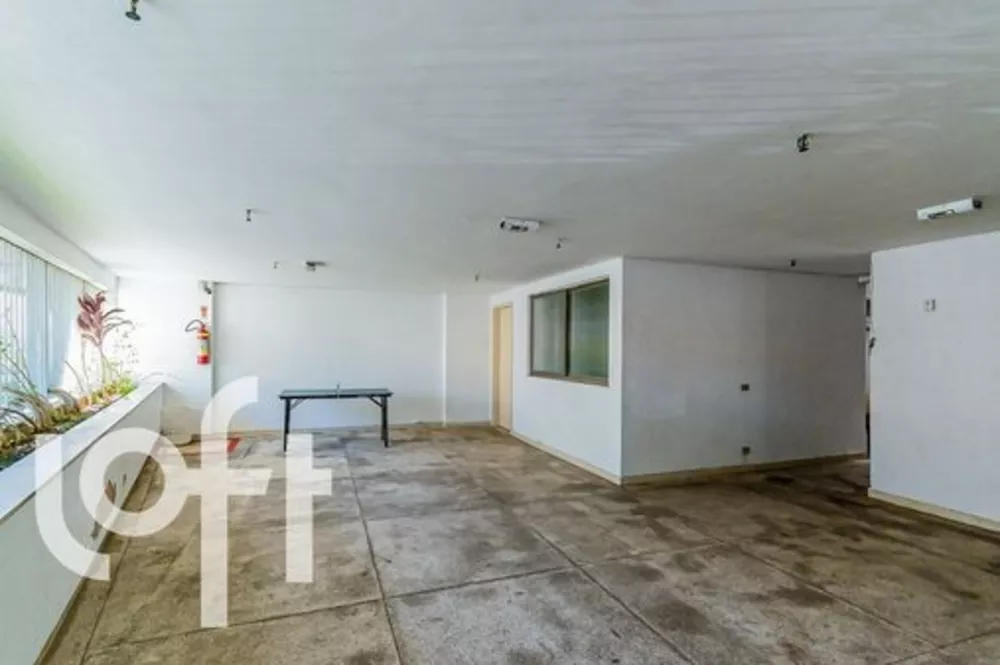 Apartamento à venda com 3 quartos, 160m² - Foto 34