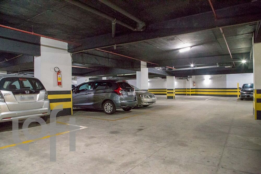 Apartamento à venda com 2 quartos, 92m² - Foto 4