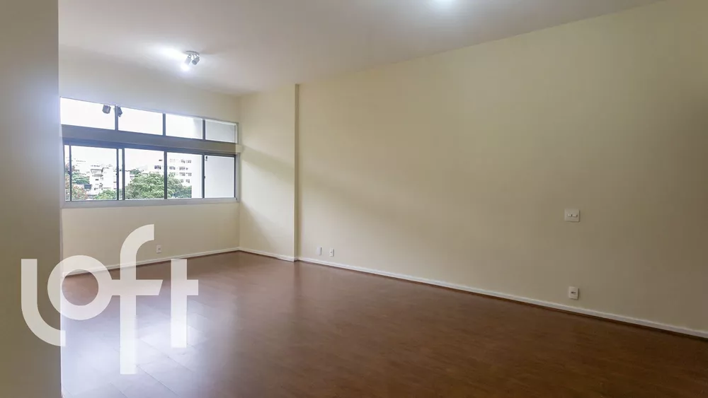 Apartamento à venda com 3 quartos, 100m² - Foto 1