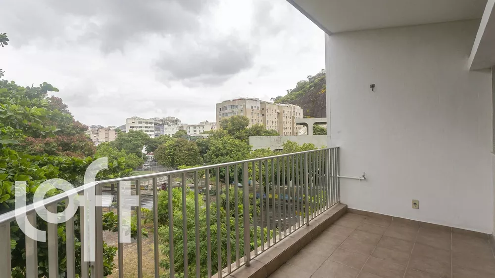 Apartamento à venda com 3 quartos, 100m² - Foto 35