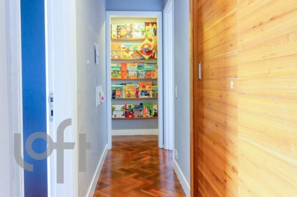 Apartamento à venda com 3 quartos, 140m² - Foto 18