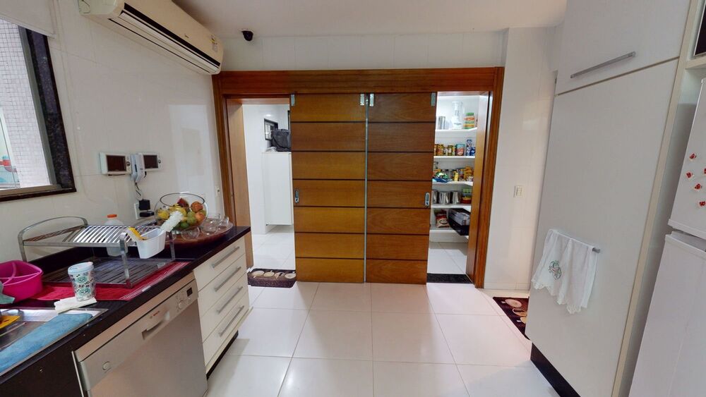 Apartamento à venda com 7 quartos, 600m² - Foto 5