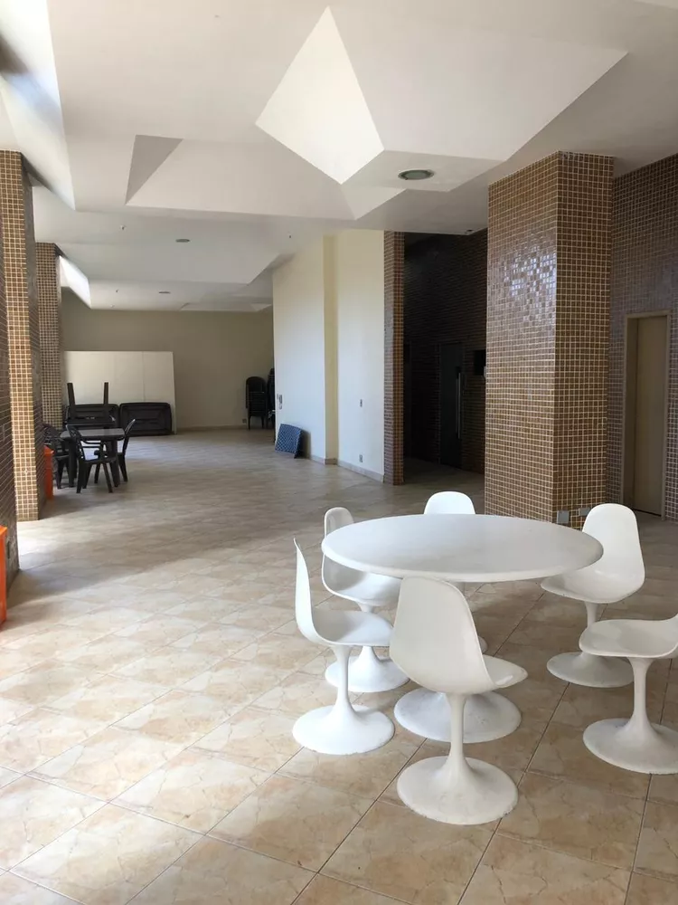 Apartamento à venda com 4 quartos, 185m² - Foto 7