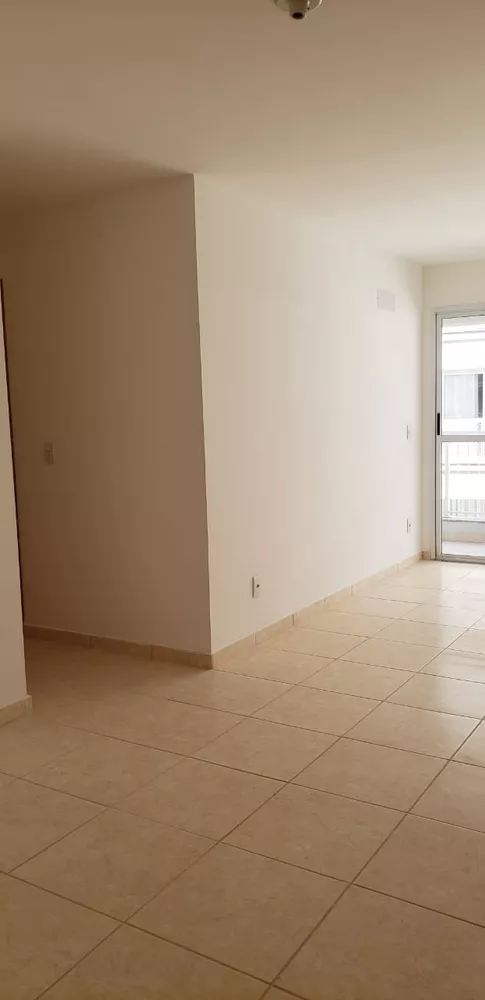 Apartamento à venda com 2 quartos, 52m² - Foto 2