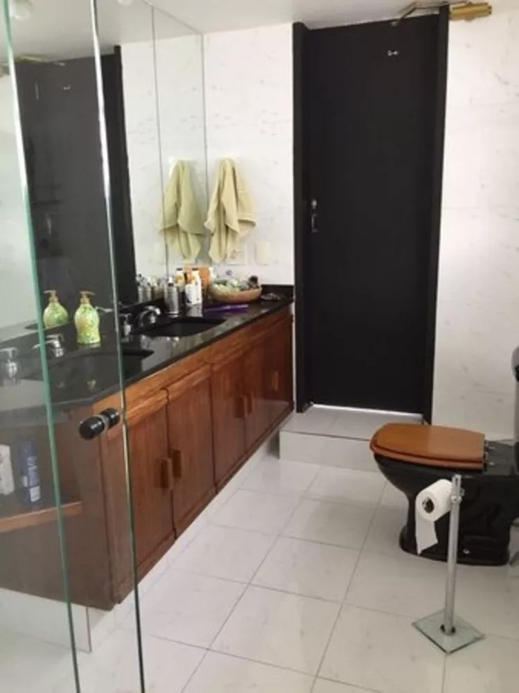 Apartamento à venda com 3 quartos, 400m² - Foto 2