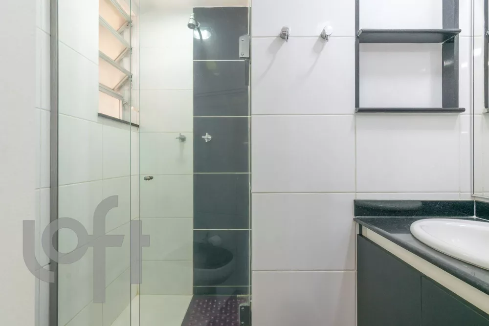 Apartamento à venda com 3 quartos, 93m² - Foto 3