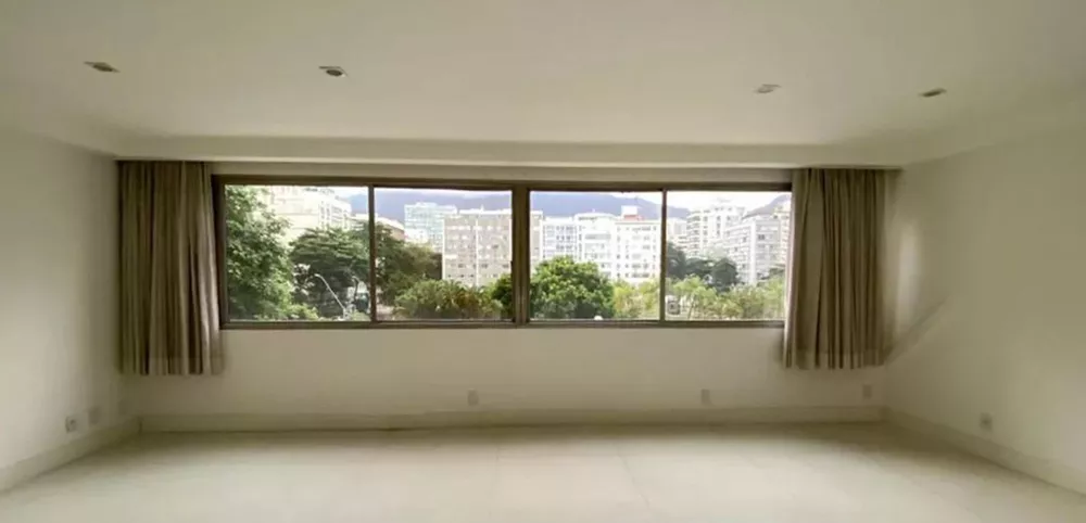 Apartamento, 3 quartos, 160 m² - Foto 1