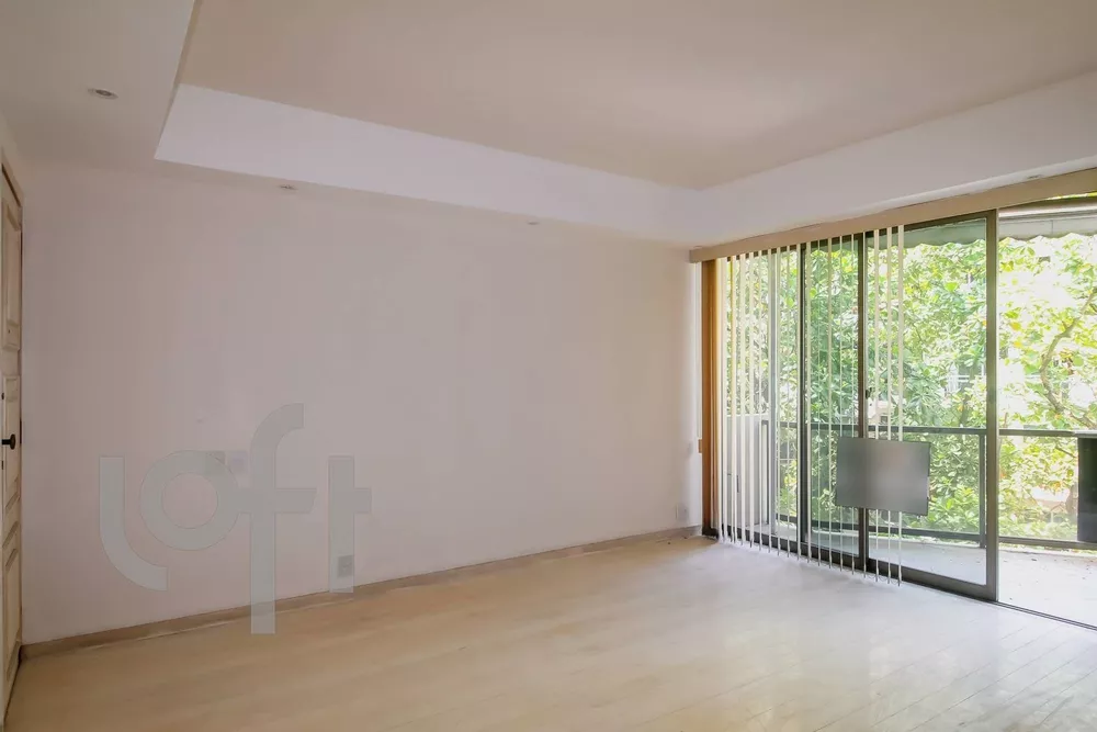 Apartamento à venda com 3 quartos, 128m² - Foto 1