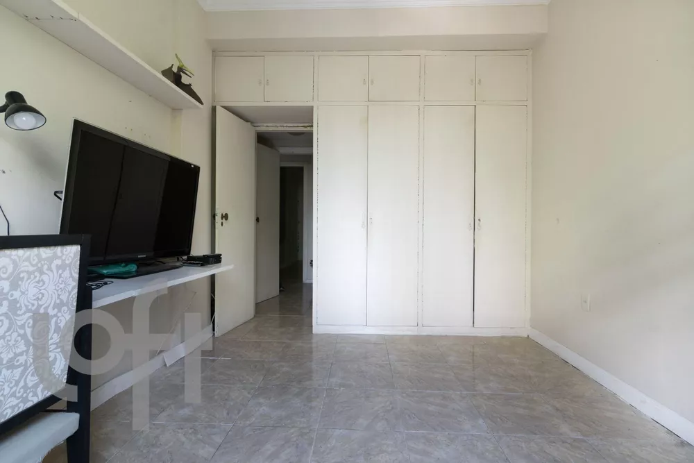 Apartamento à venda com 4 quartos, 150m² - Foto 34