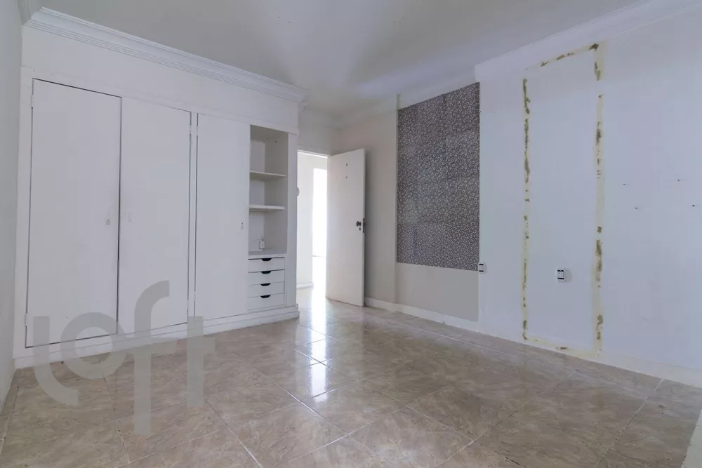 Apartamento à venda com 4 quartos, 150m² - Foto 41