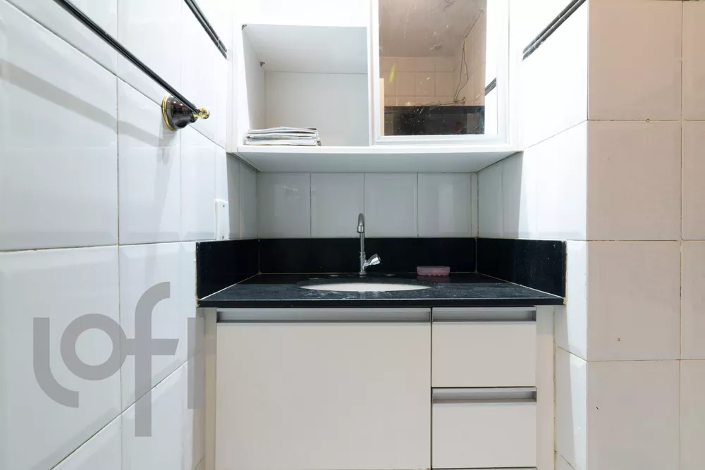 Apartamento à venda com 4 quartos, 150m² - Foto 7