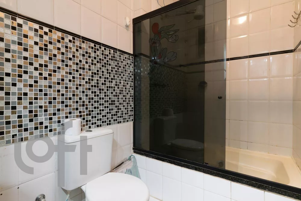 Apartamento à venda com 4 quartos, 150m² - Foto 8