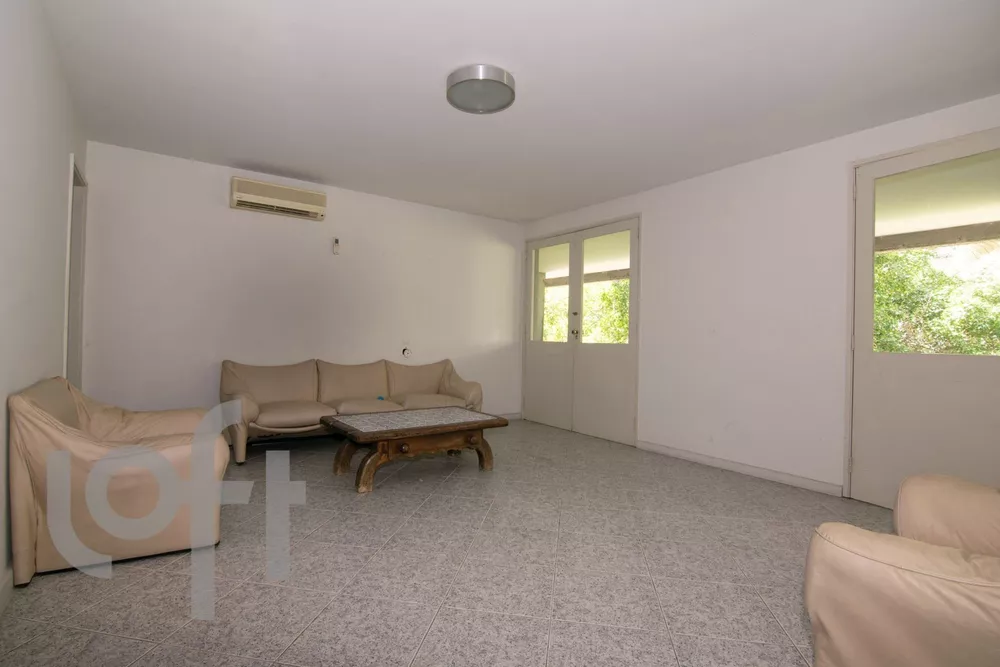 Apartamento à venda com 3 quartos, 233m² - Foto 5