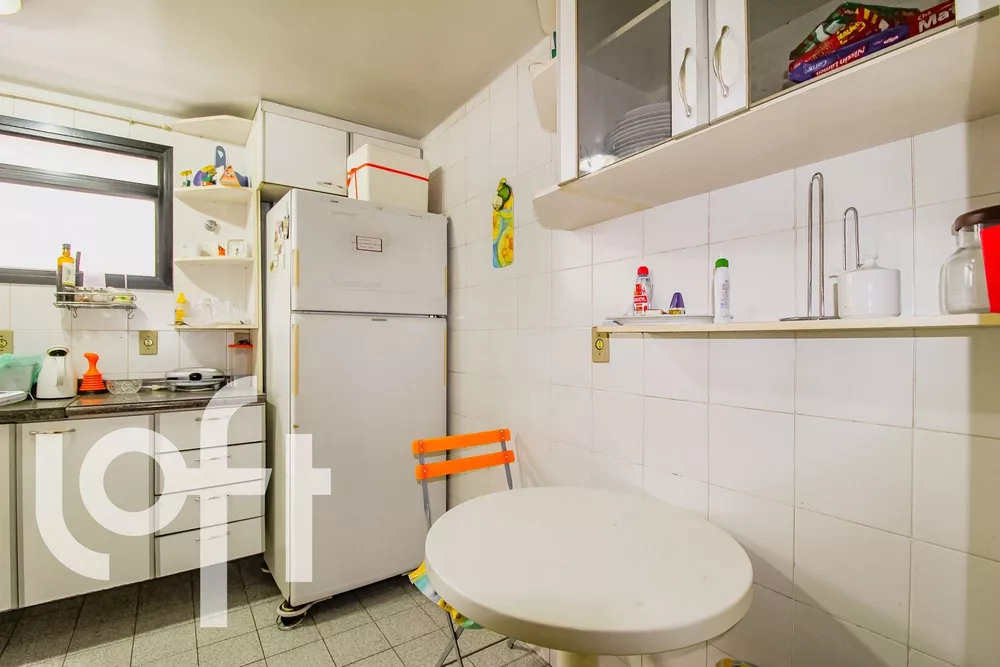 Apartamento à venda com 3 quartos, 92m² - Foto 11