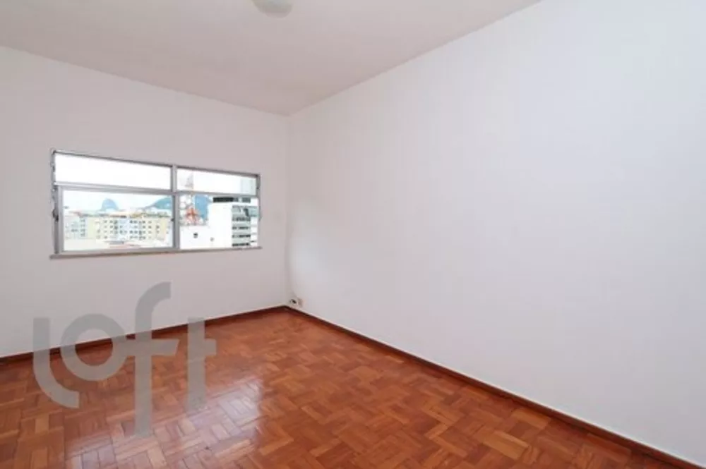 Apartamento à venda com 3 quartos, 90m² - Foto 1