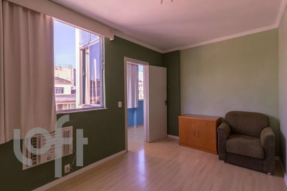 Apartamento à venda com 1 quarto, 48m² - Foto 1