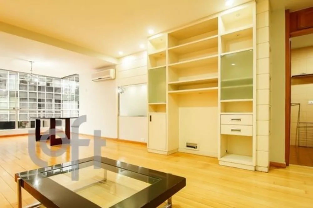 Apartamento à venda com 2 quartos, 115m² - Foto 1