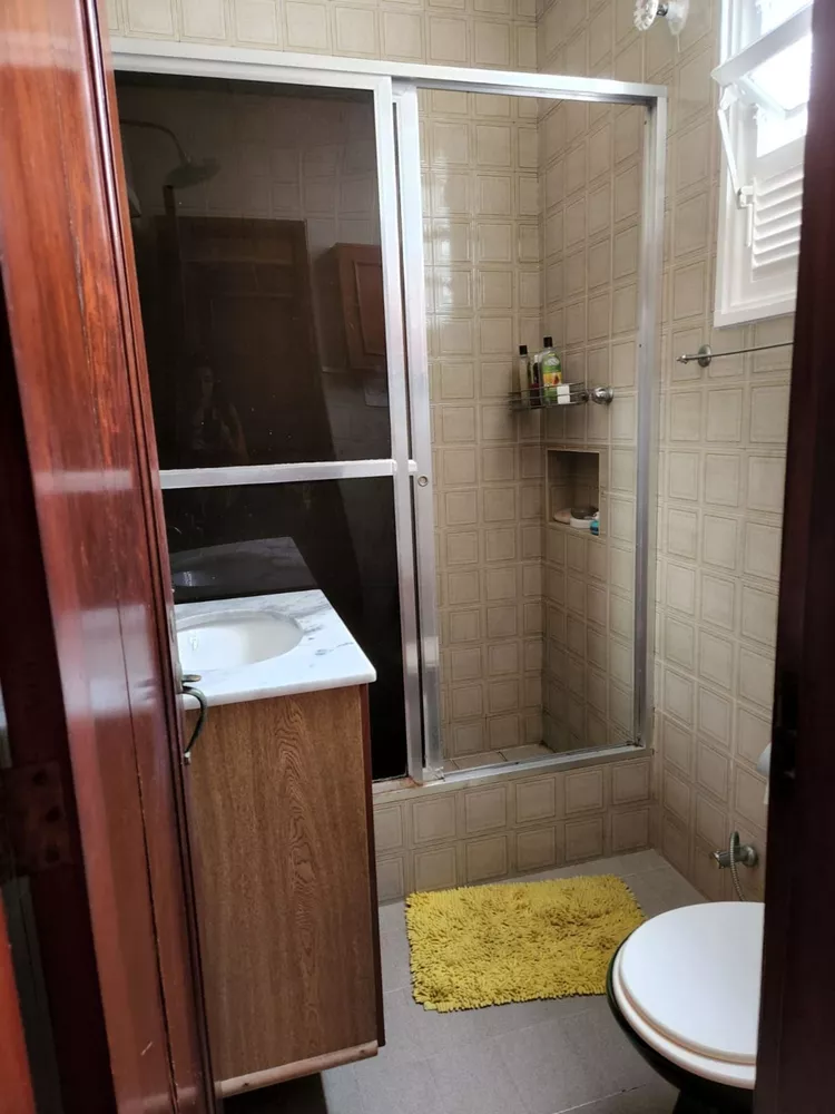 Apartamento à venda com 3 quartos, 200m² - Foto 3