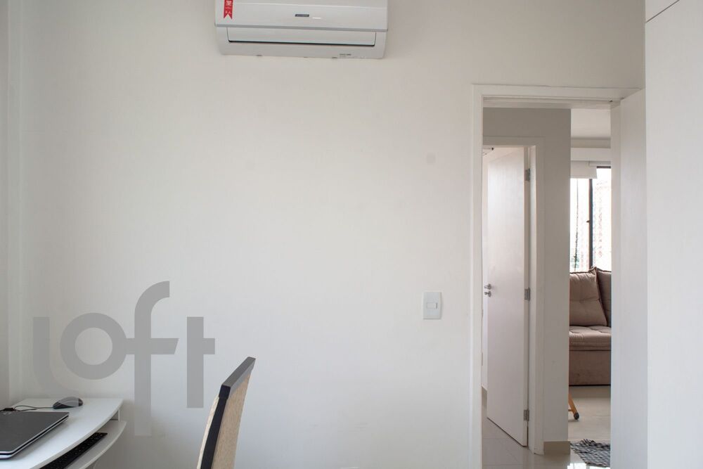 Apartamento à venda com 3 quartos, 85m² - Foto 13