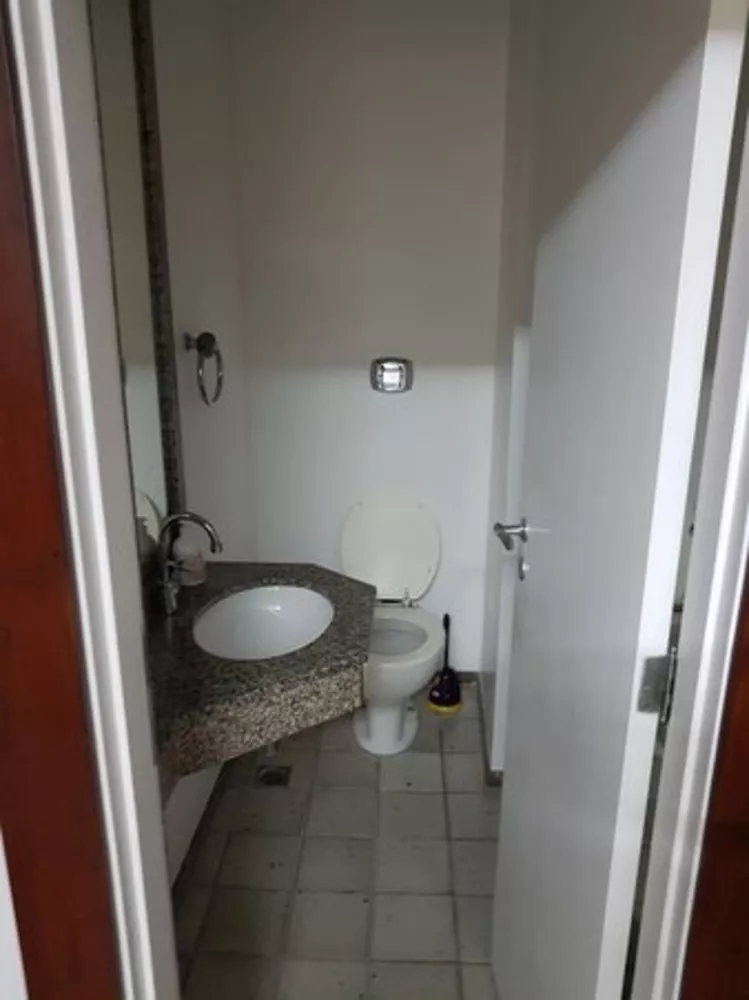 Apartamento à venda com 4 quartos, 212m² - Foto 4