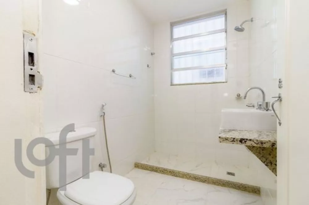 Apartamento à venda com 3 quartos, 100m² - Foto 2