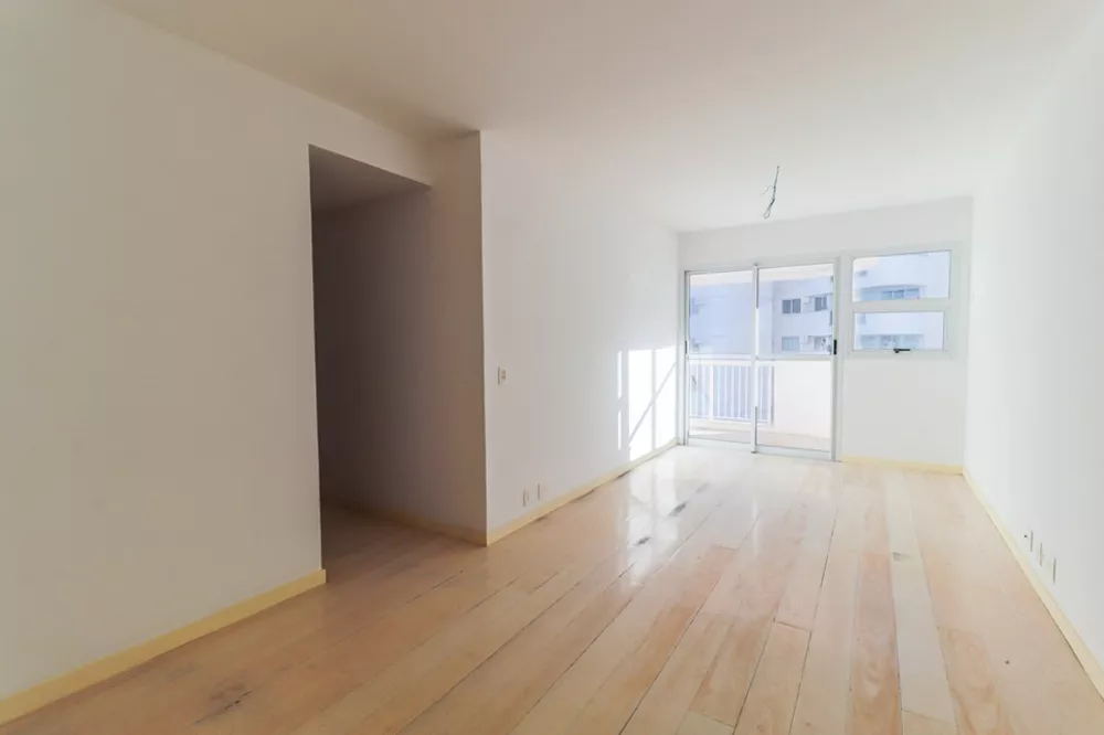 Apartamento à venda com 3 quartos, 82m² - Foto 1