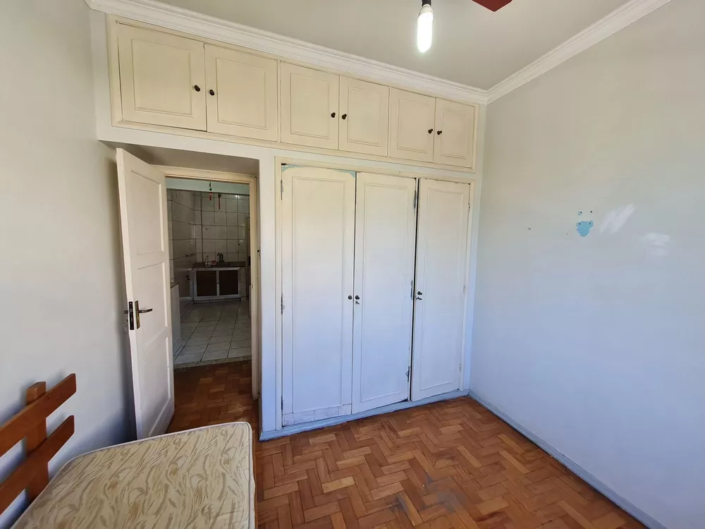 Apartamento à venda com 2 quartos, 75m² - Foto 17