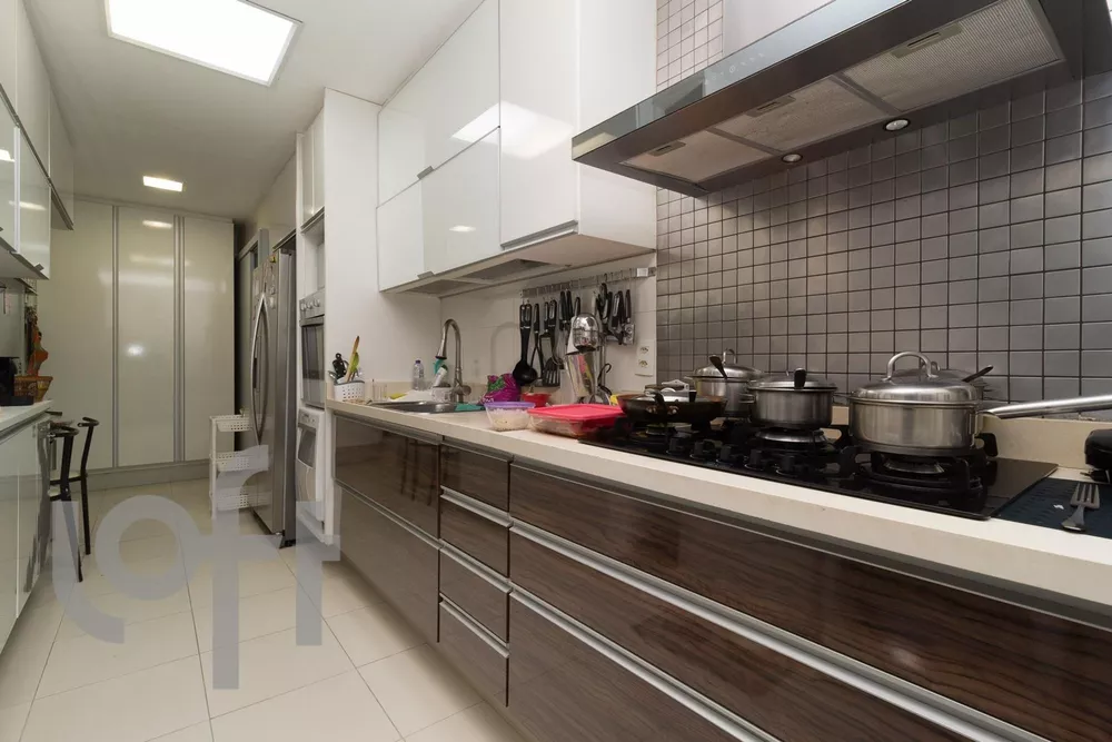 Apartamento, 3 quartos, 190 m² - Foto 12