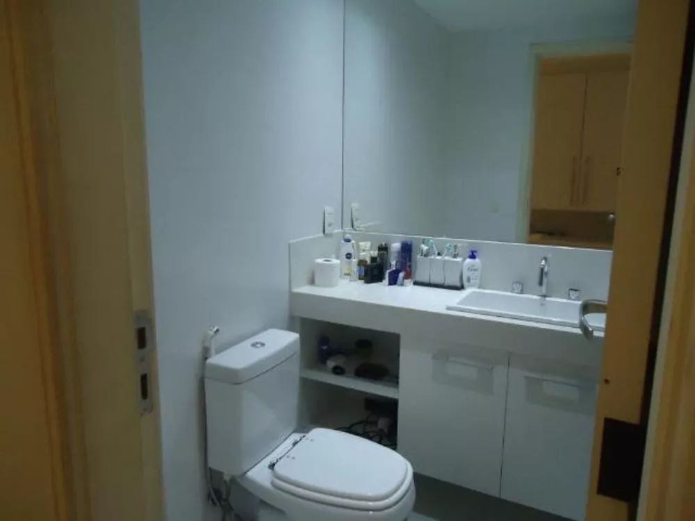 Apartamento à venda com 2 quartos, 78m² - Foto 2