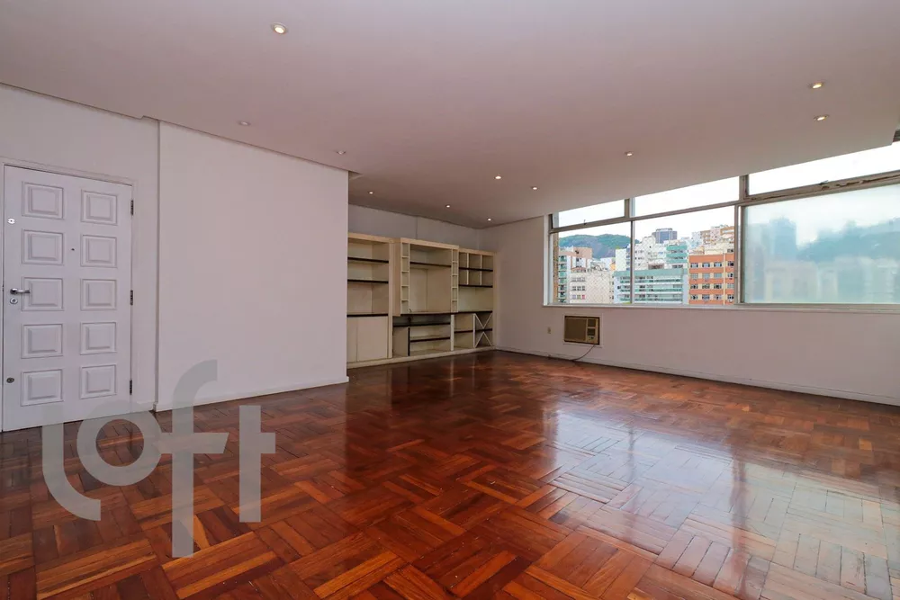 Apartamento à venda com 3 quartos, 134m² - Foto 19