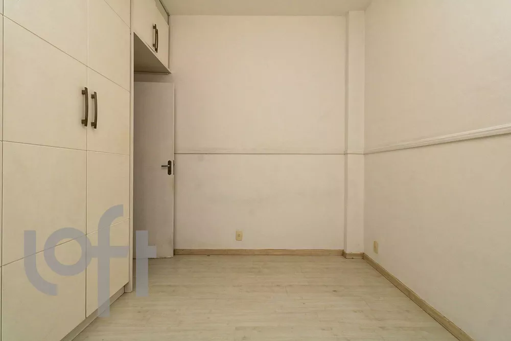 Apartamento à venda com 3 quartos, 134m² - Foto 32