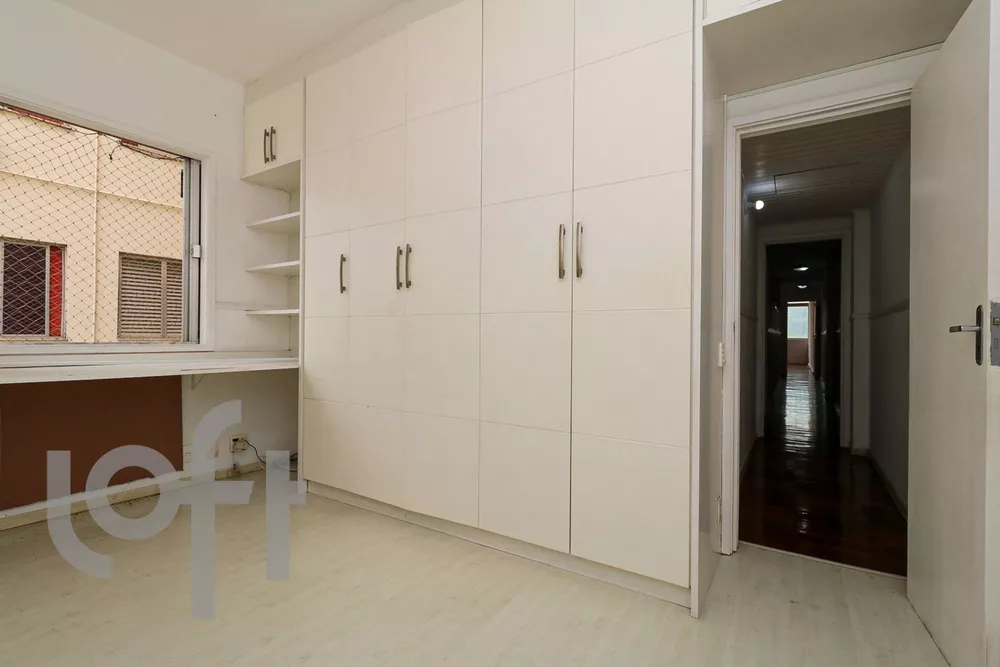 Apartamento à venda com 3 quartos, 134m² - Foto 31