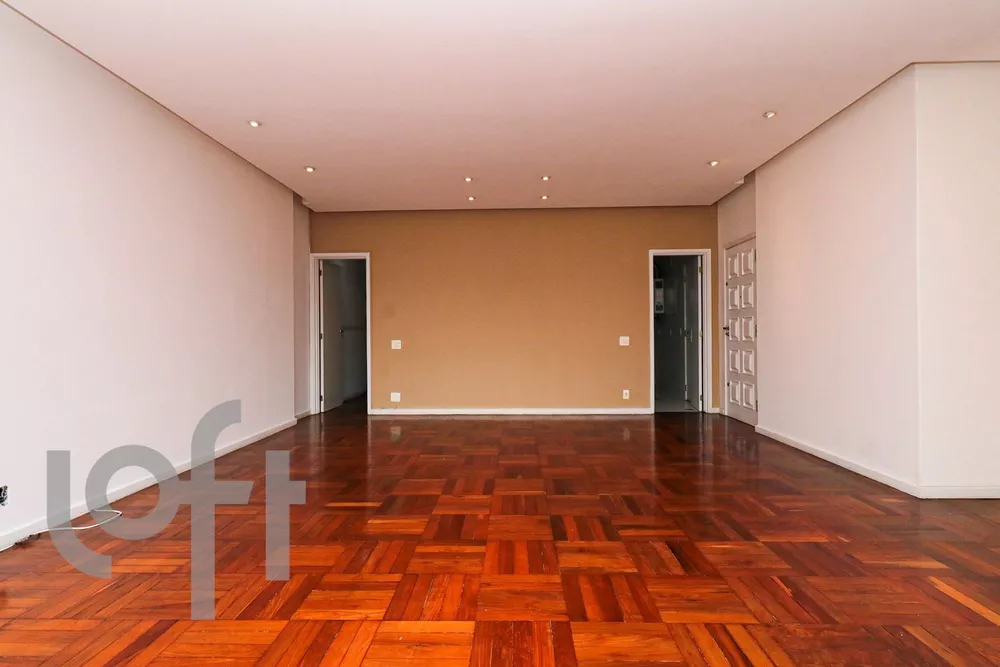 Apartamento à venda com 3 quartos, 134m² - Foto 20