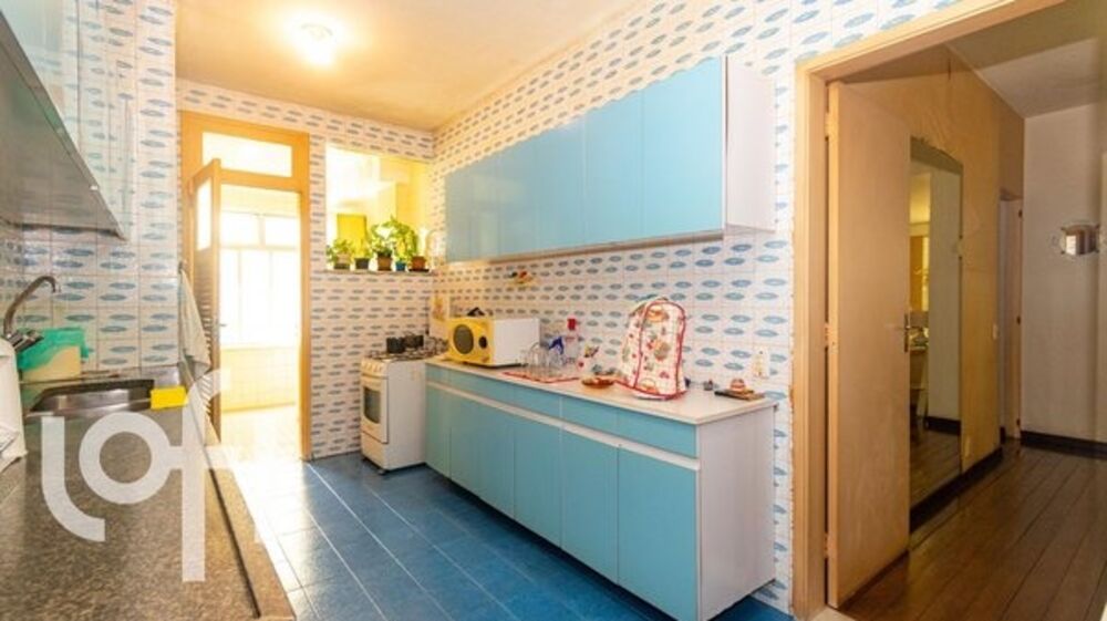 Apartamento à venda com 3 quartos, 100m² - Foto 2