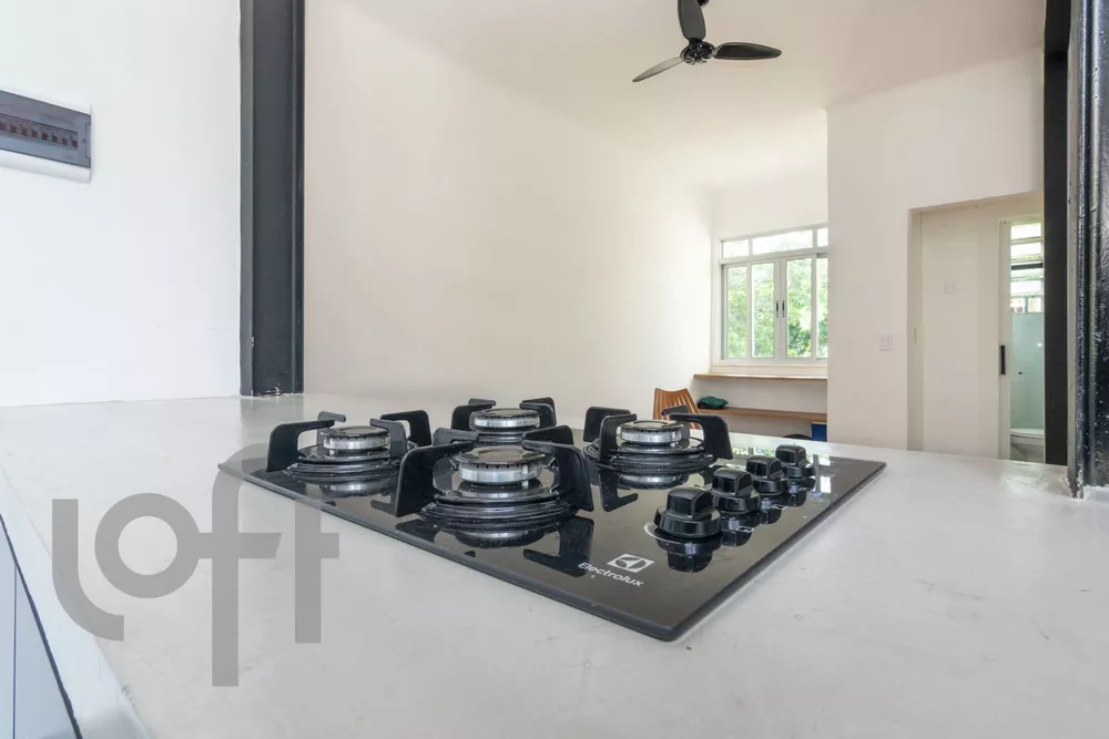 Apartamento, 1 quarto, 61 m² - Foto 2