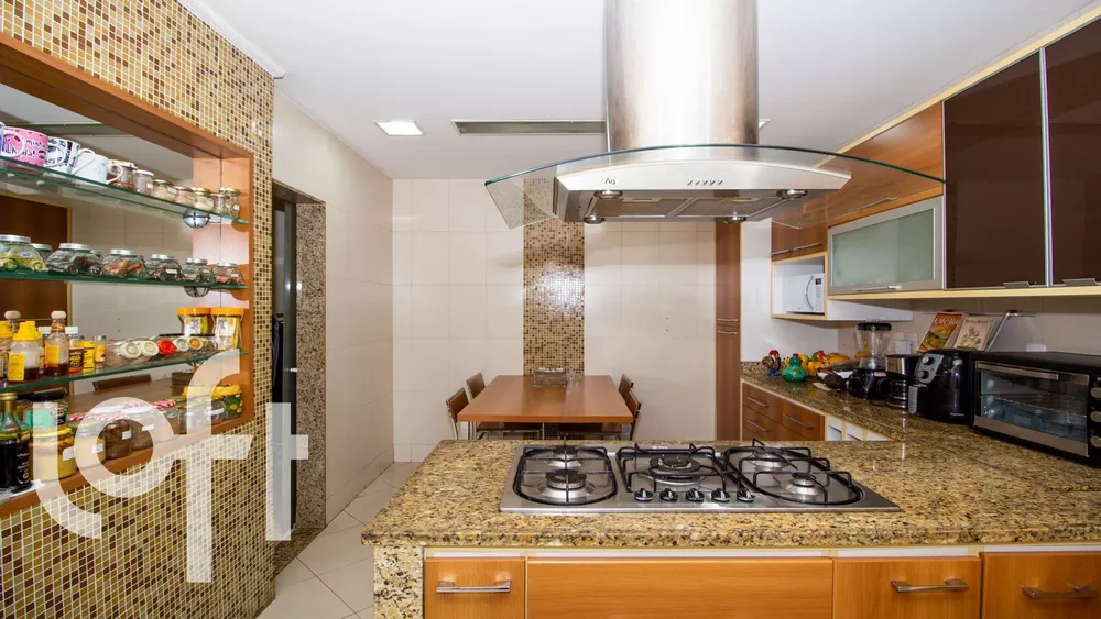 Apartamento, 4 quartos, 230 m² - Foto 11